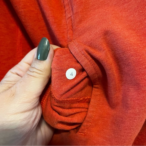 Lululemon | Pullover Hoodie - Picture 13 of 13
